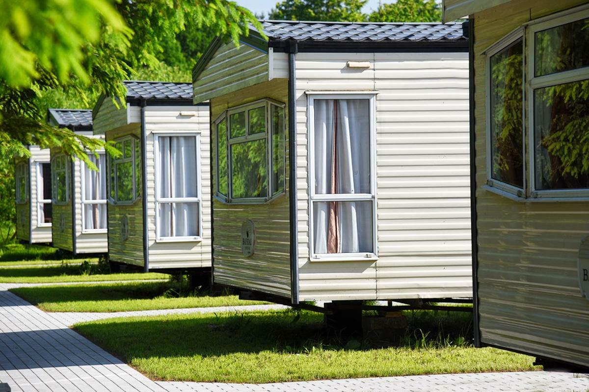 Holiday Lodge Pogorzelica  Bagian luar foto